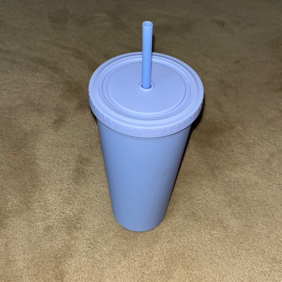 Purple water bottle - Picture 1 of 1